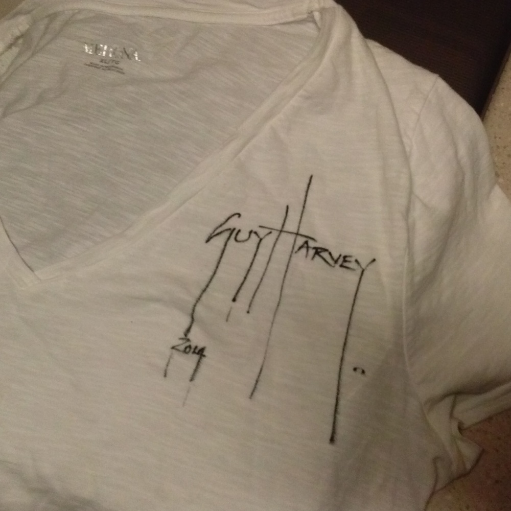 Guy Harvey signed t shirt